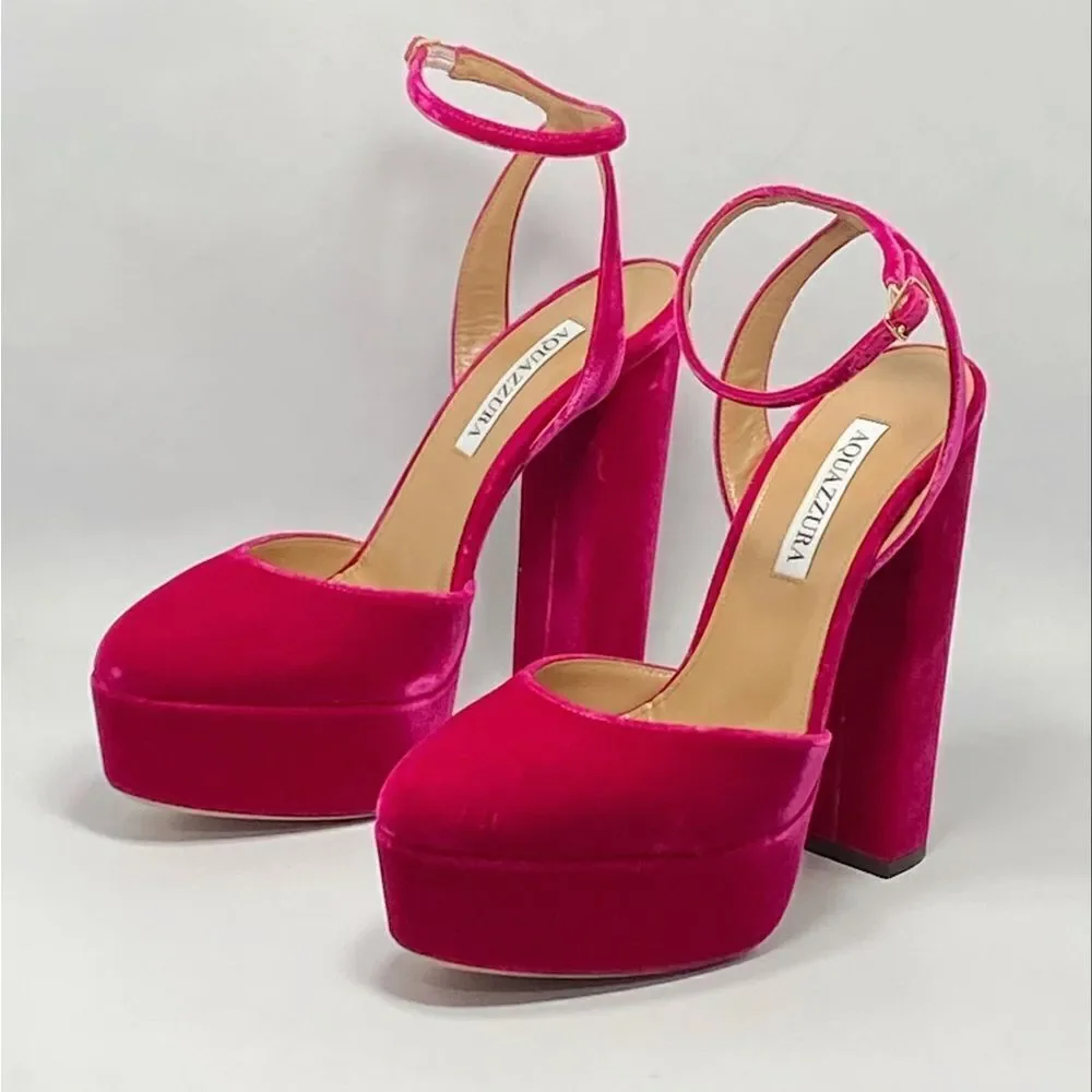 Aquazzura never worn